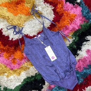 BUDDYLOVE CRYSTAL TIE SHOULDER BODYSUIT